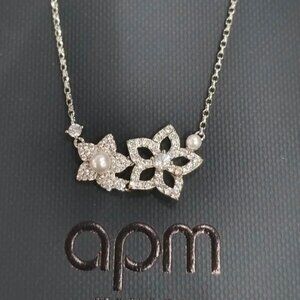 APM Monaco Pearl Flower Necklace